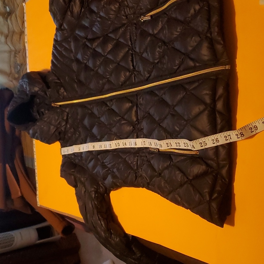 Michael Kors rain coat with hood - Picture 11 of 12
